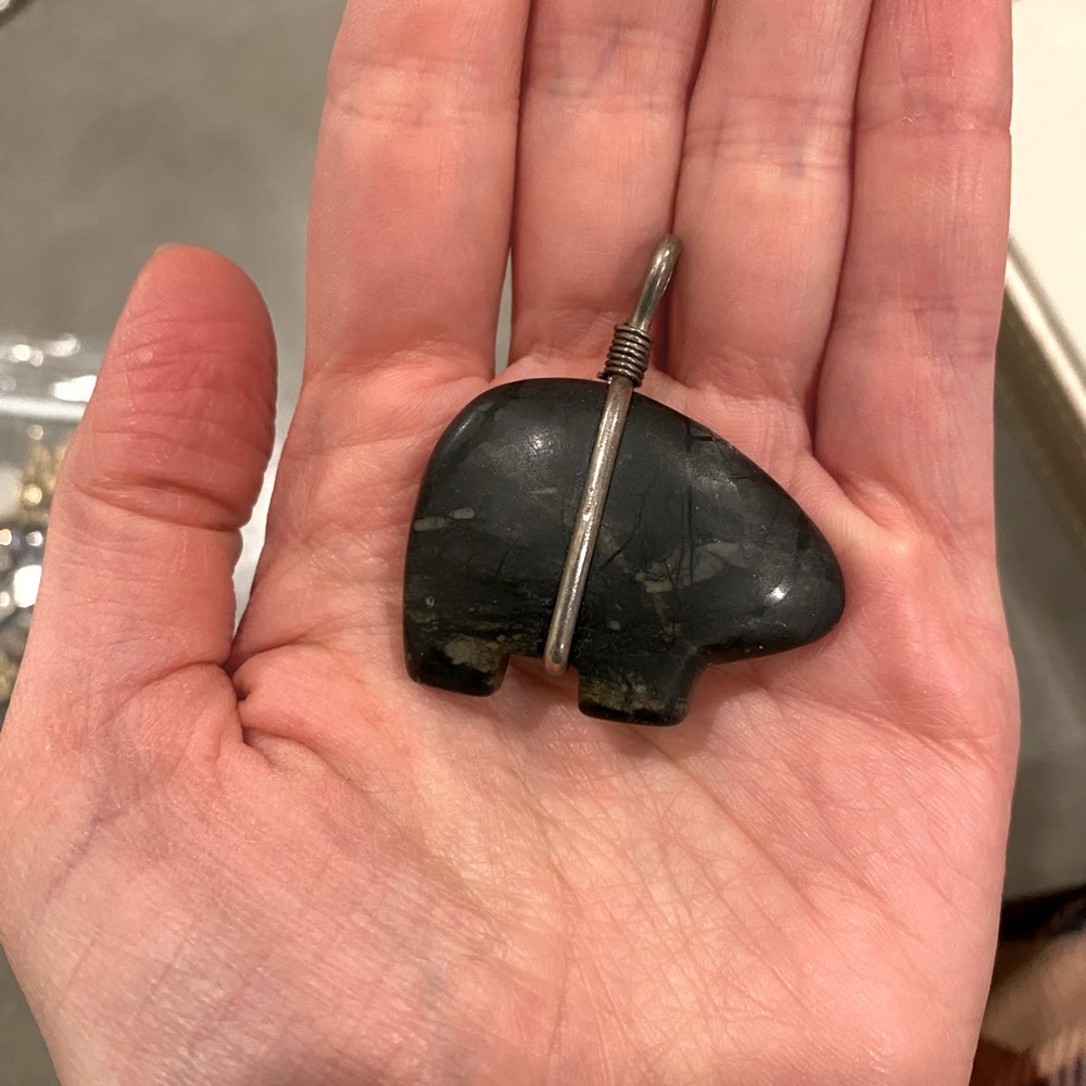 Unique black stone pendant/necklace